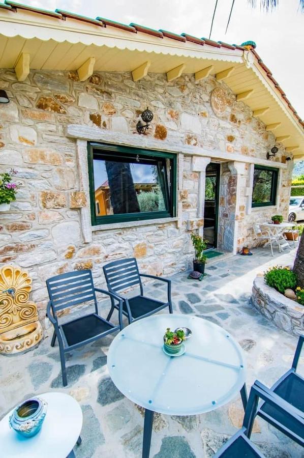Kastro Stone House Villa สกาลา โปเตมิอัส ภายนอก รูปภาพ
