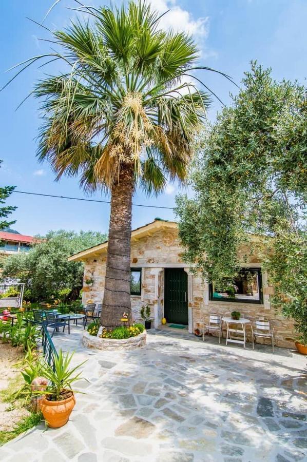 Kastro Stone House Villa สกาลา โปเตมิอัส ภายนอก รูปภาพ