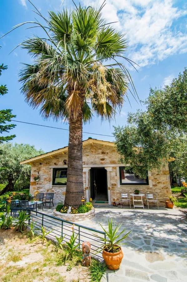Kastro Stone House Villa สกาลา โปเตมิอัส ภายนอก รูปภาพ