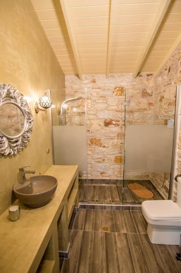 Kastro Stone House Villa สกาลา โปเตมิอัส ภายนอก รูปภาพ